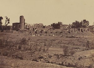 ラクナウの居住地の墓地、1858年頃（セピア写真） 作： English Photographer